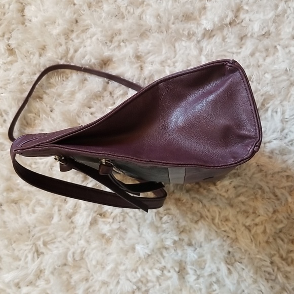 Relic crossbody bag - Picture 5 of 10